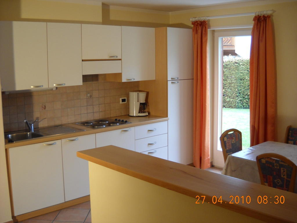 Appartments Am Wiesenrand Deutschnofen Zimmer foto